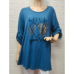 Blusa estampada LOVE talla...