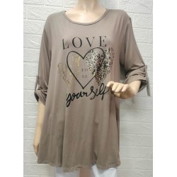 Blusa estampada LOVE talla...