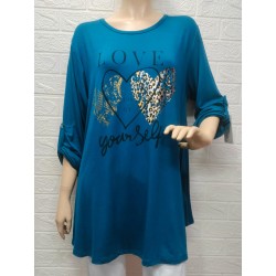 Blusa estampada LOVE talla...