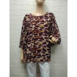 Blusa estampada cuello...