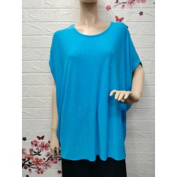Camiseta con detalle de...