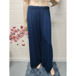 Pantalón holgado en licra...