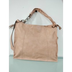 Bolso grande con correa