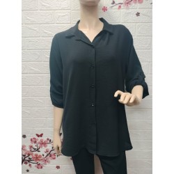 Camisa con botones detalle...