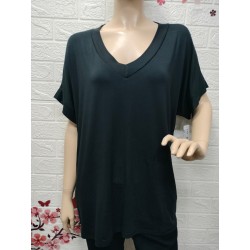 Camiseta cuello en v lisa...