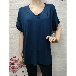 Camiseta cuello en v lisa...