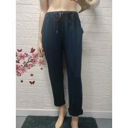 Pantalón de estilo jogger o...