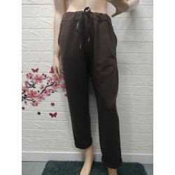 Pantalón de estilo jogger o...