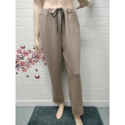 Pantalón elástico con...