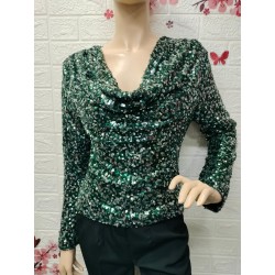 Blusa cubierta de...