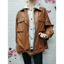 Chaqueta de polipiel corte...