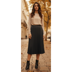 Falda,es un modelo plisado...