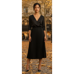 Falda,es un modelo plisado...